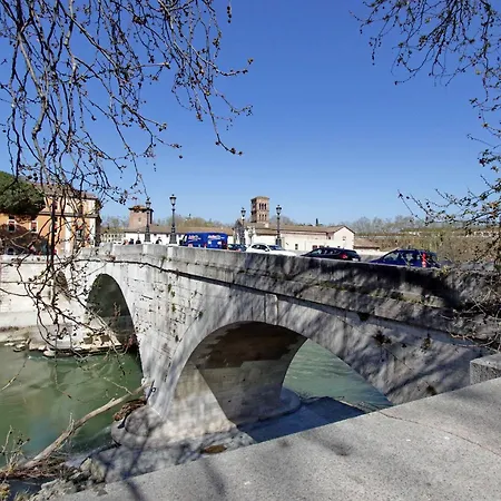 4BNB - Tiberina Spacious Apartment-2